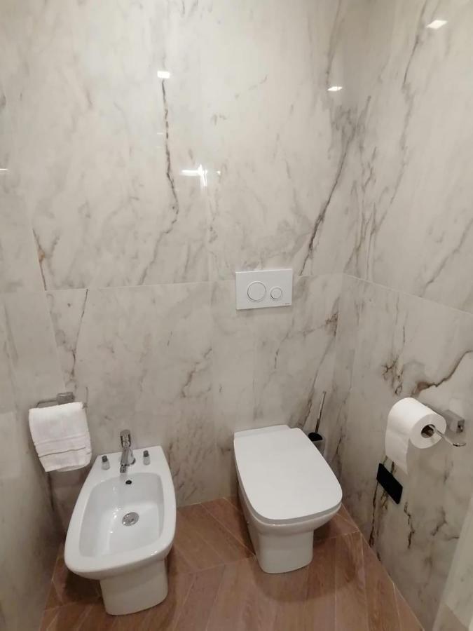 Hotel Xbusiness Nola Luaran gambar